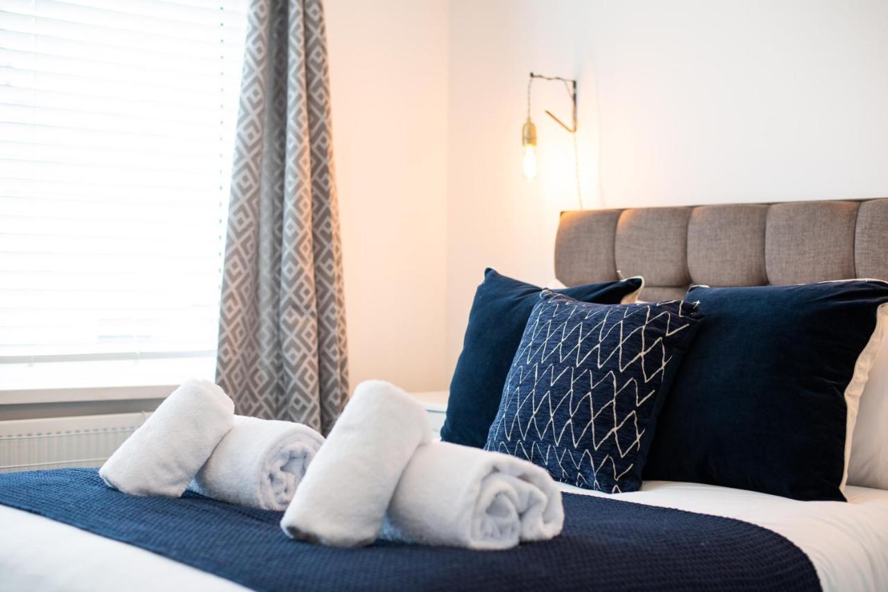 Off Road Parking, Garden, Smart Tv'S In All Rooms! Morriston Ngoại thất bức ảnh